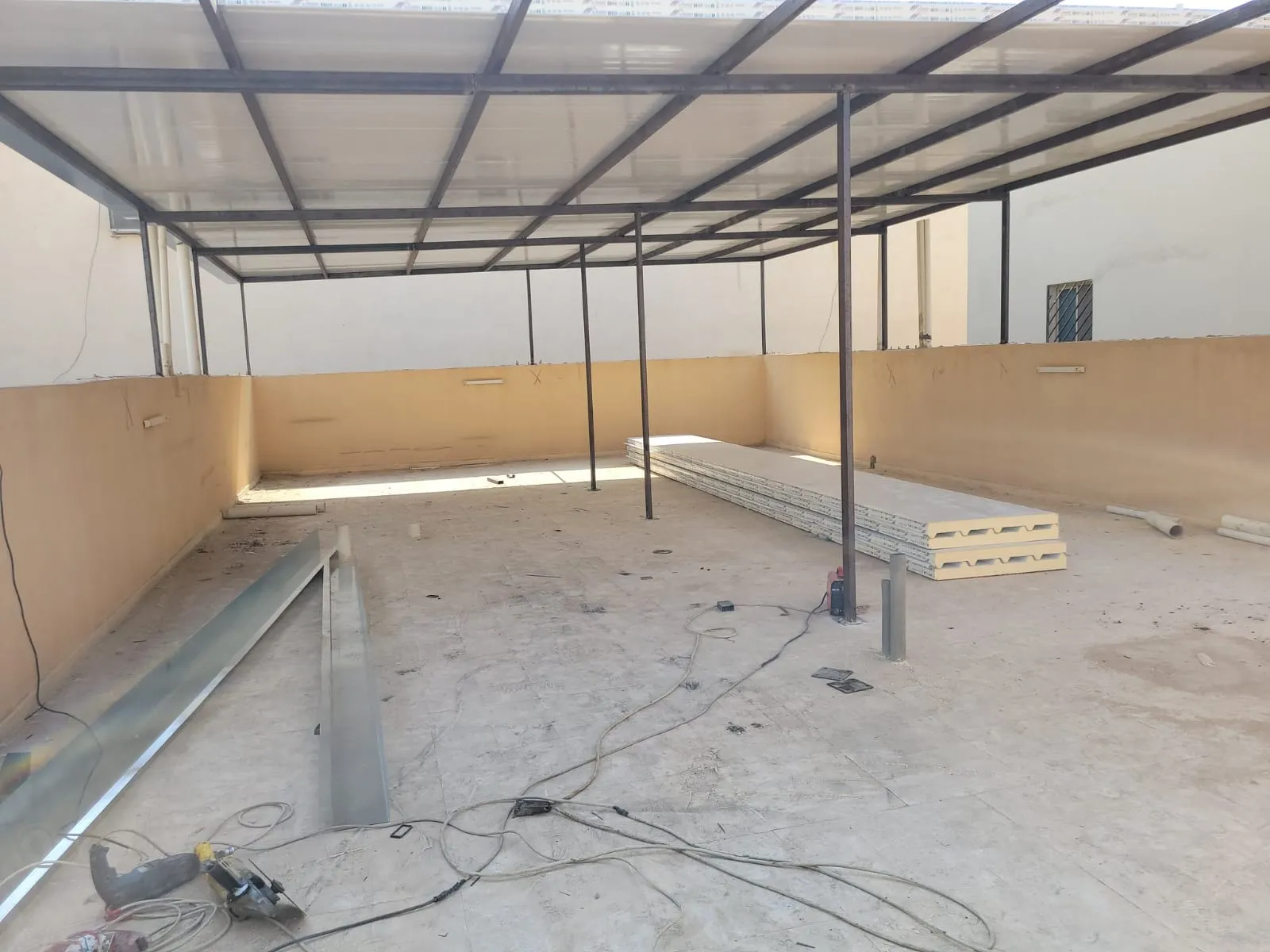 مقاول ساندوتش بنل في بيشة والنماص خميس مشيط