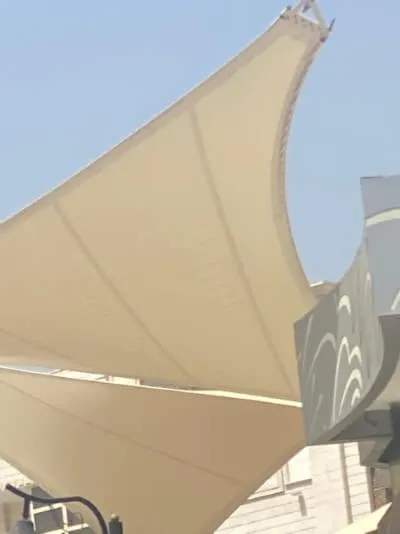 مظلات شراعية للمساحات المفتوحة تركيب في ابها