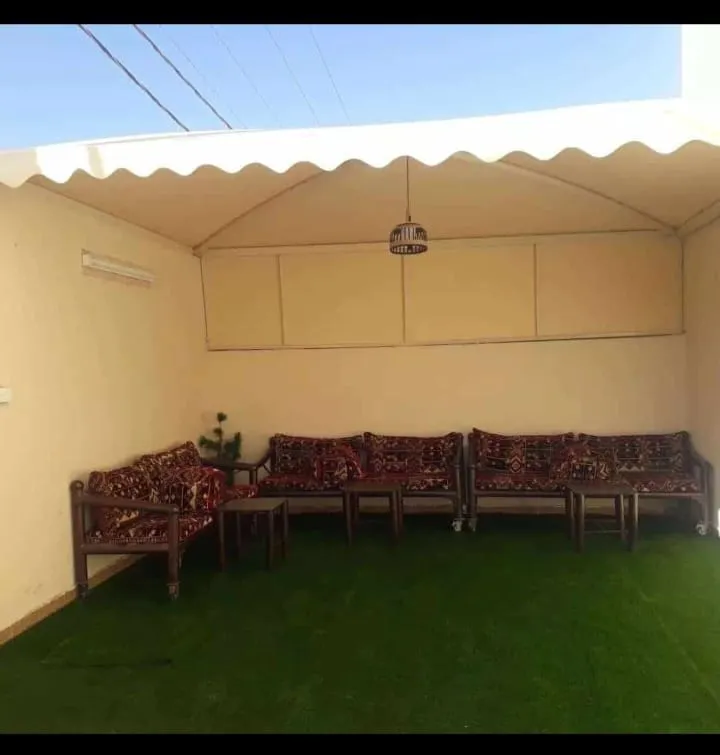 مظلات احد رفيده