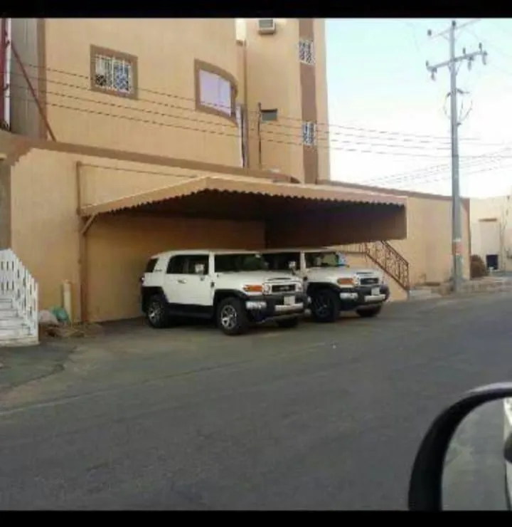 مظلات احد رفيده