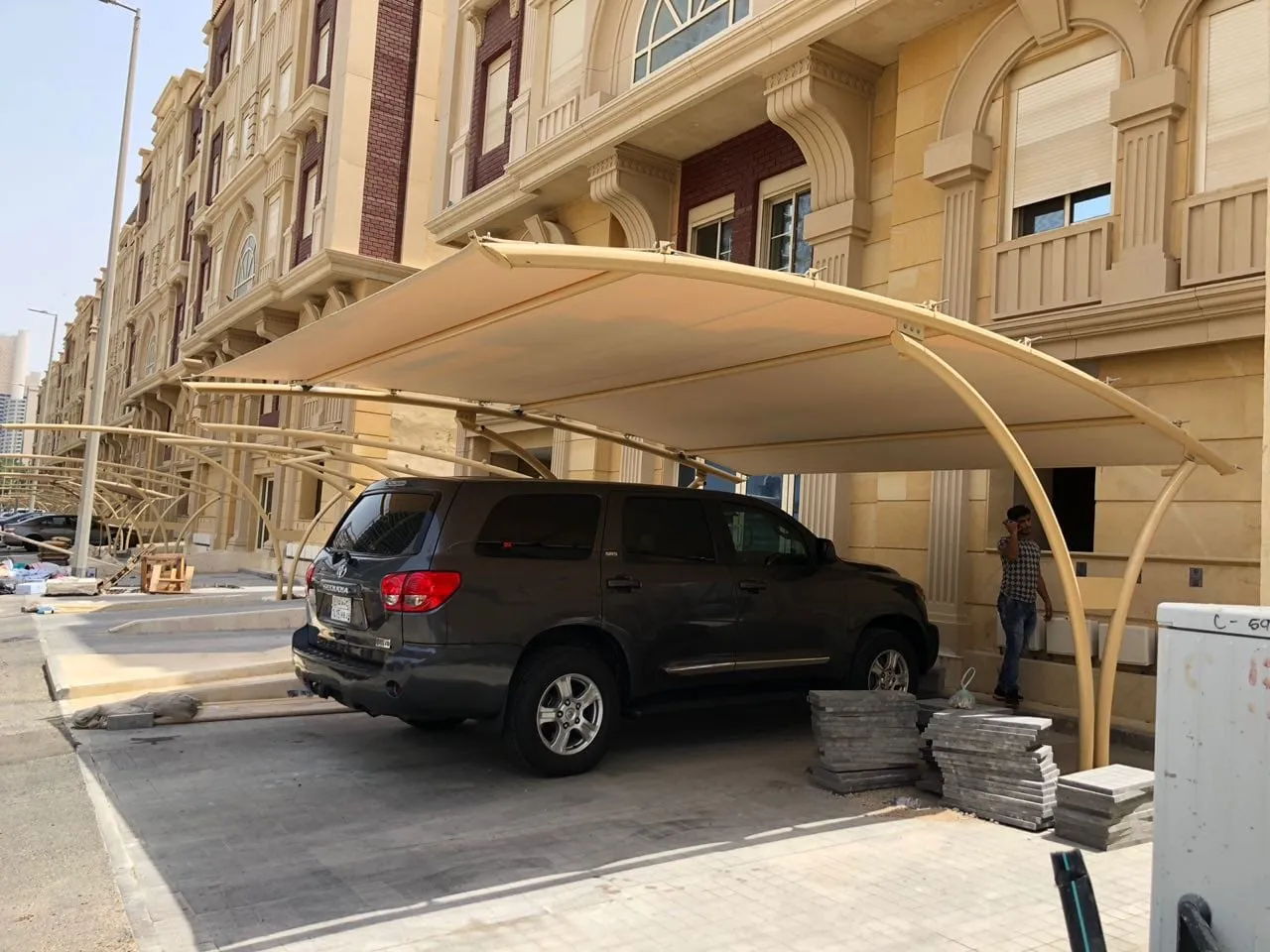 تركيب مظلات في خيبر الجنوب