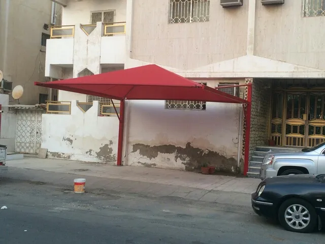 تركيب مظلات في خيبر الجنوب