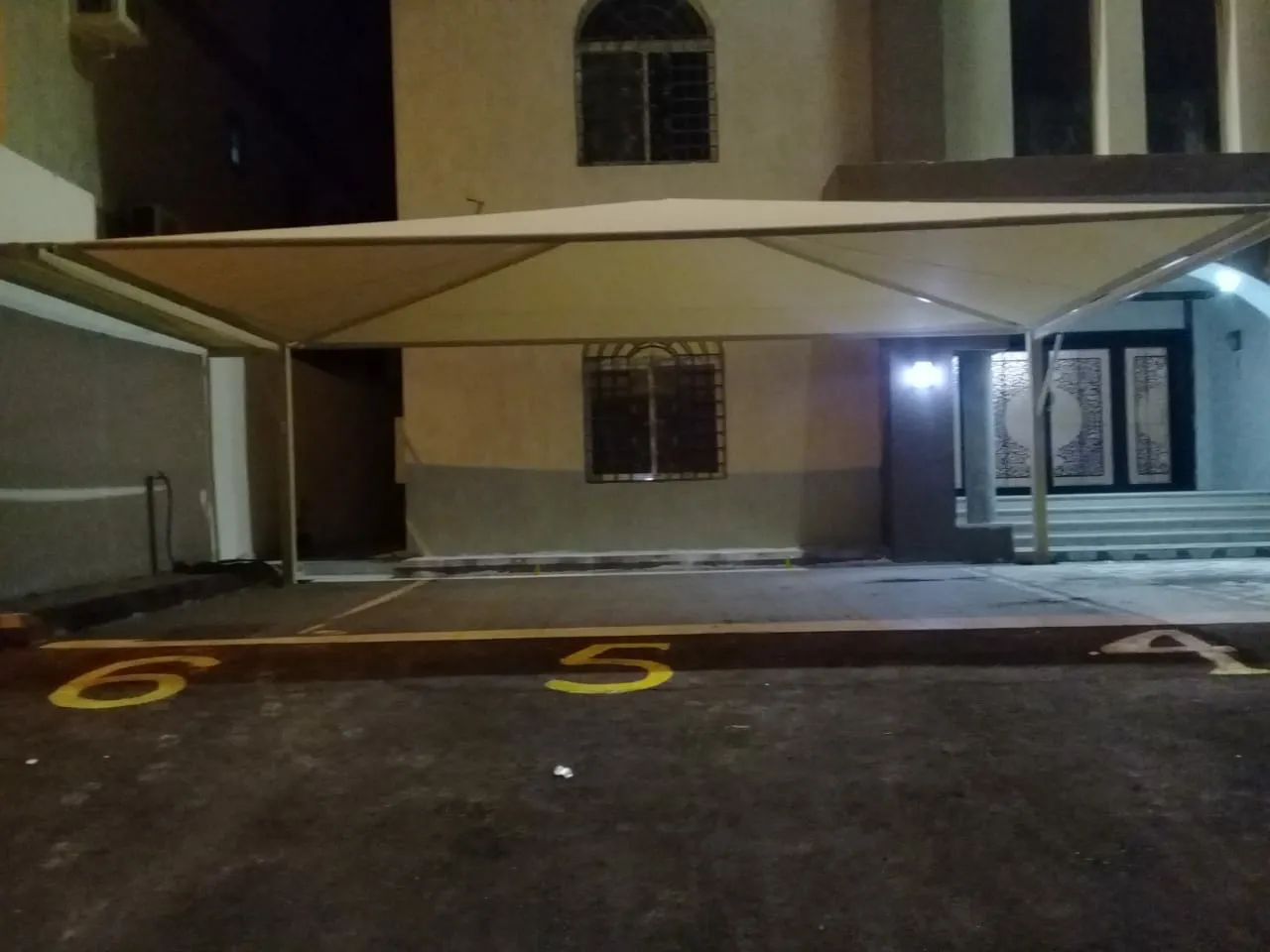 تركيب مظلات في خيبر الجنوب